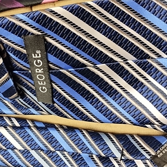 Four ties. - Picture 5 of 10